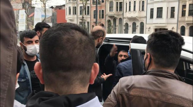 Beyoğlu&#039;nda korku dolu anlar! &#039;Kucağımda çocuk var&#039; diye bağırınca kaçtılar