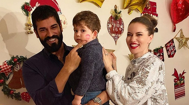 Fahriye Evcen'in çocukluk fotoğrafı şaşırttı! 'Karan tıpkı annesi'