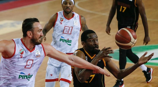 Pınar Karşıyaka ucu ucuna kaçırdı: 92-94