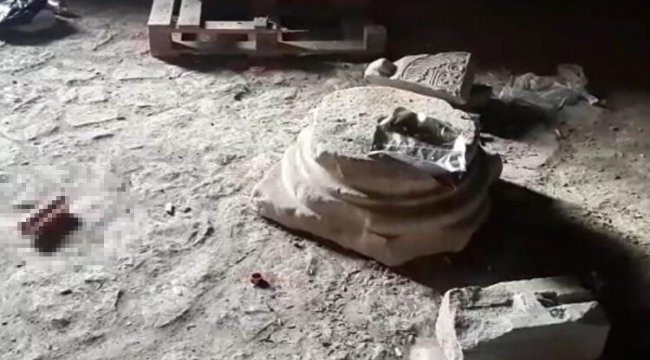 Tarihi kalede vandallık! Sütunu masa yaptılar