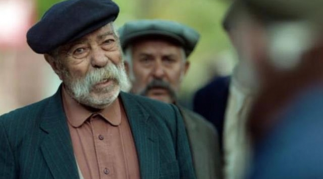 Usta oyuncu Erol Demiröz hayatını kaybetti
