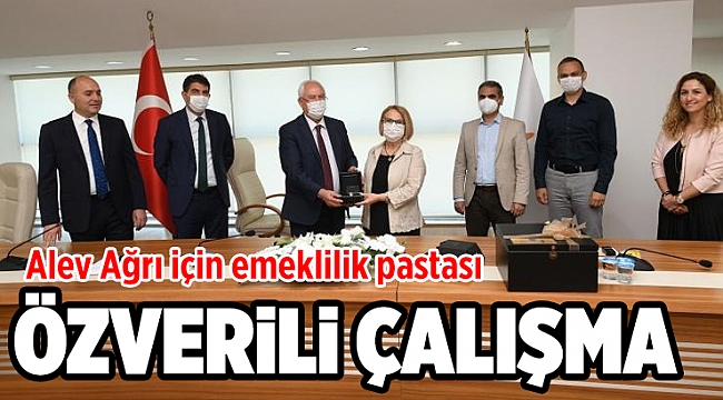 Alev Ağrı için emeklilik pastası