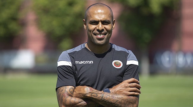 Altay'da Mustafa Denizli bırakırsa dümene Mert Nobre geçecek!