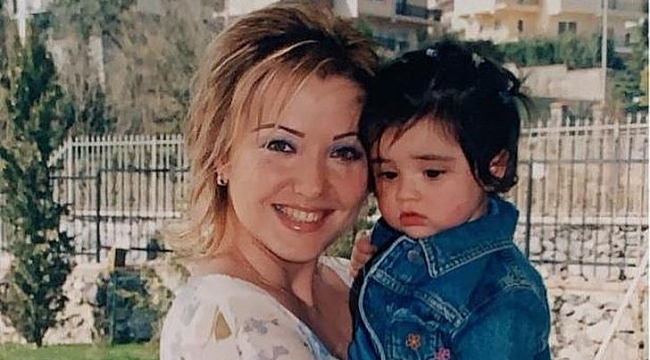 Berna Laçin&#039;in kızı artık 19 yaşında bir genç kız