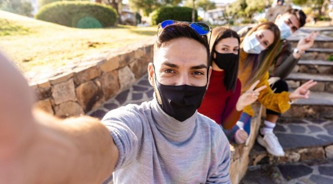 1 SORU 5 UZMAN | Açık havada maske hâlâ gerekli mi?