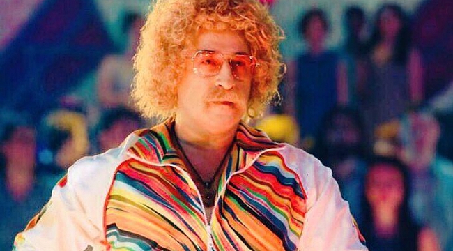 Cem Yılmaz, Erşan Kuneri dizisinden ilk kareyi "Geliyorum" notuyla paylaştı