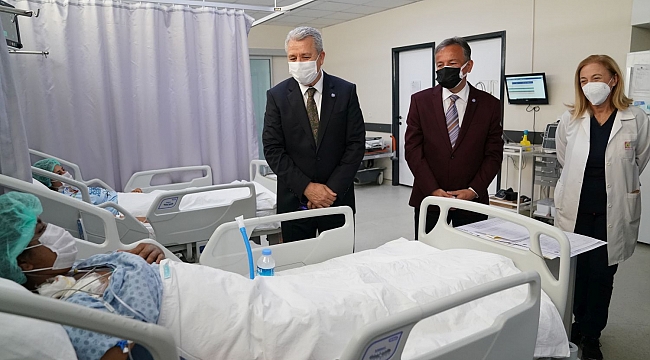 Genç kız Ege’de hayata 3’üncü kez bağlandı