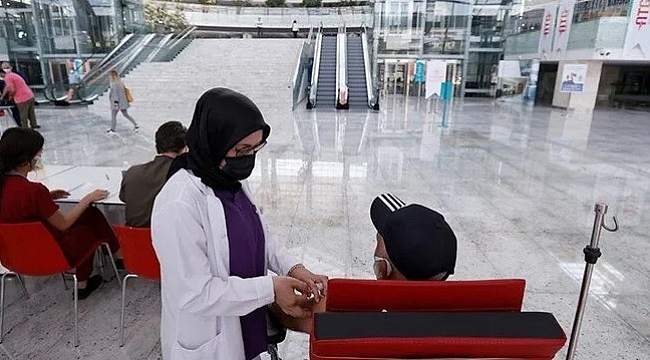 Hızlı Tren Garı'nda Covid-19 aşısı yapılmaya başlandı