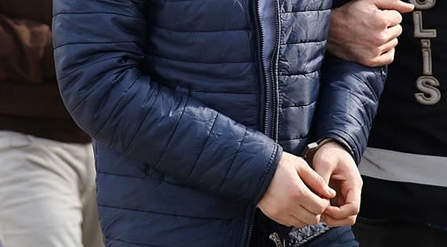 İzmir'in üç ilçesinde 'zehir' operasyonu: 16 gözaltı