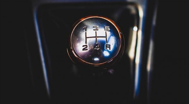 Otomatik vites manueli geçti