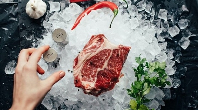 Bayramda yağlı ve tuzlu gıda tüketimine dikkat!