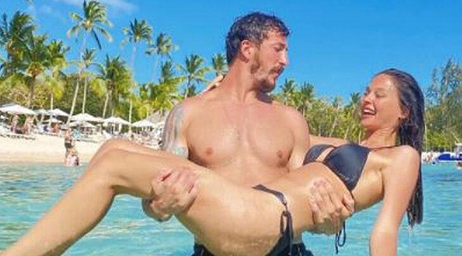 Survivor Berkan Karabulut ve sevgilisi Lale Onuk dudak dudağa