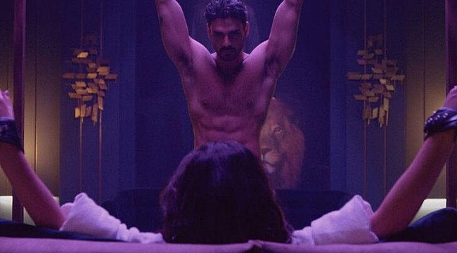 İtalyan aktör Michele Morrone Türkiye&#039;de