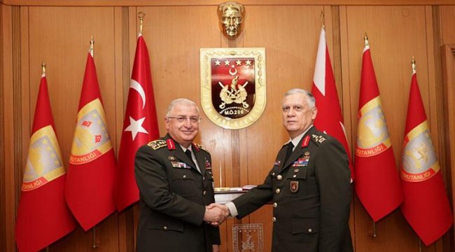 Kara Kuvvetleri Komutanlığı’nda ’devir-teslim’ töreni