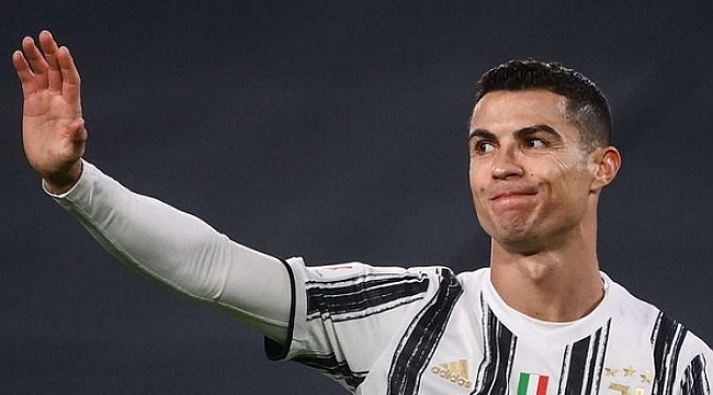 Ronaldo, Manchester United’a transfer oldu!