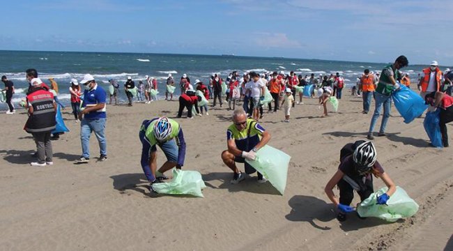Denizlerden 2 milyon 850 bin ton atık çıktı