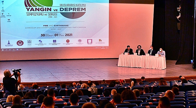 Deprem ve yangın uzmanları İzmir’de buluştu
