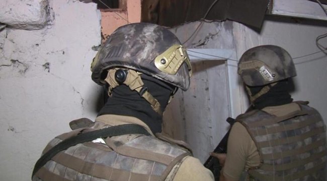 İstanbul&#039;da 8 ilçede uyuşturucu operasyonu! Gözaltılar var...