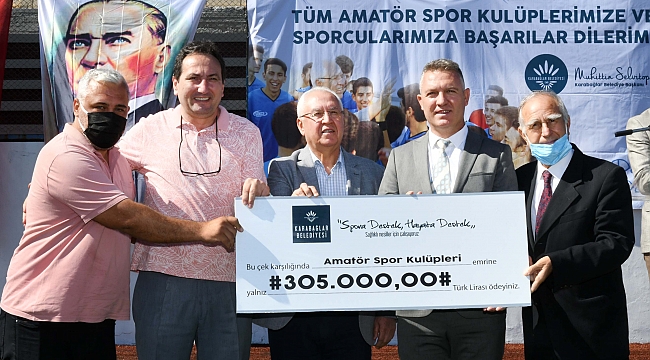 Karabağlar'da amatör spor kulüplerine coşkulu açılış