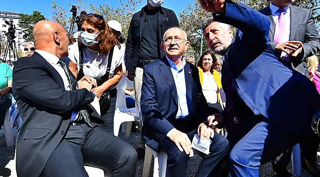 Kılıçdaroğlu İzmir'de deprem mağdurlarına seslendi