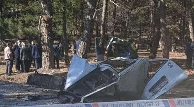 Afyon'da öğrenci servisi devrildi: 5 ölü