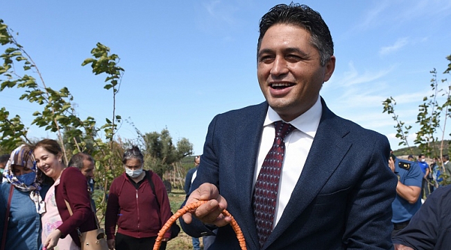 Aliağa'da renkli hasat ve tarla günü