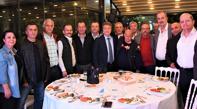 Başkan İduğ esnafla buluştu