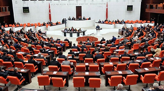 'Birden fazla maaş alan bürokratlar engellensin’ teklifi reddedildi