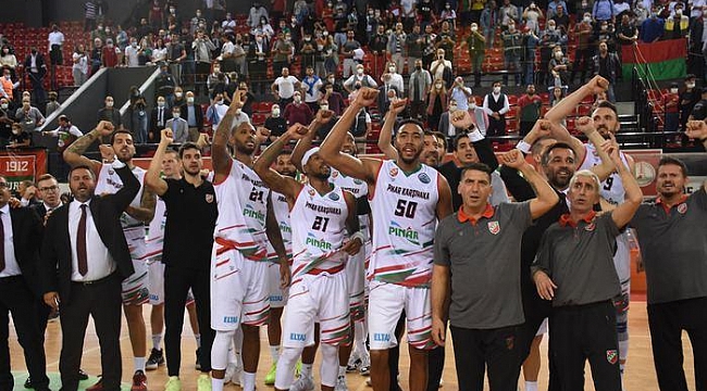 Pınar Karşıyaka evinde galip geldi!