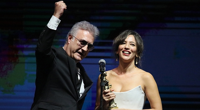 Tamer Karadağlı'nın kendisinden 30 yaş küçük sevgilisi merak konusu oldu