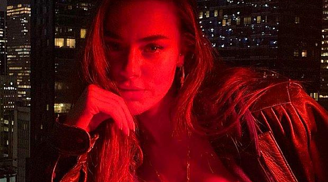 Zor günleri New york'ta atlatıyor!