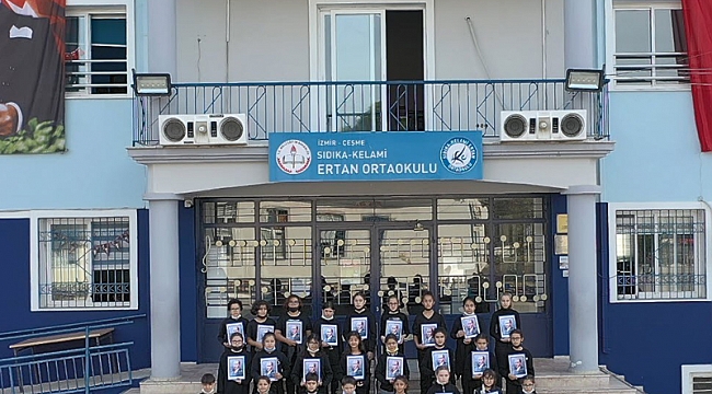 Çeşmeli 515 öğrenciden Atatürk imzalı koreografi