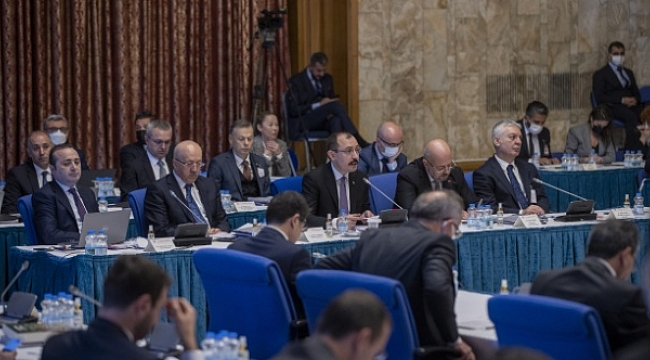 Eski MB Başkanı ''Türk varlıkları kelepir hale geldi''