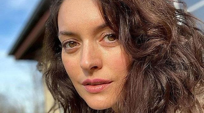 Ezgi Mola isyan etti! &quot;Haberi duyunca annem bayılmış&quot;