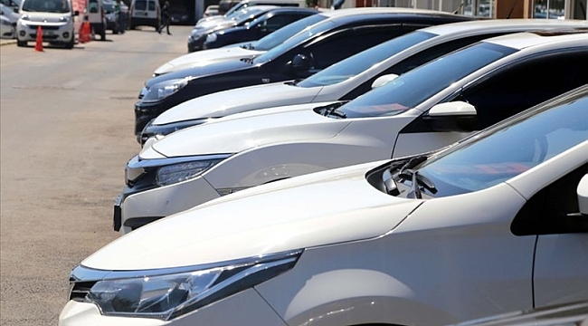 İkinci el online oto pazarında satışlar ve fiyatlar yükseldi