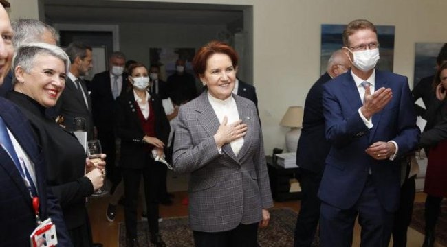 İYİ Parti lideri Akşener, büyükelçilerle görüştü