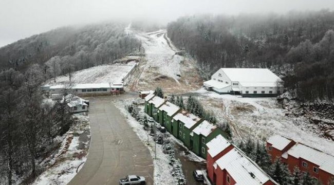 Kartepe Kayak Merkezi beyaza büründü