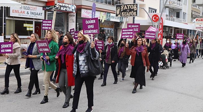 Menderes’te kadınlar şiddete karşı bir oldu