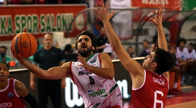 Pınar Karşıyaka liderlik için İspanya'da