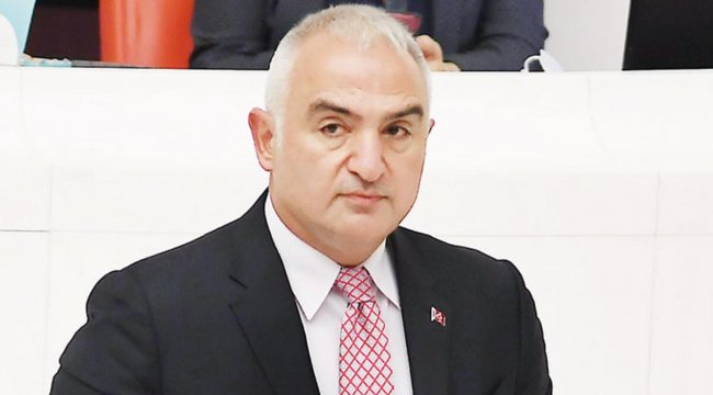 Bakan Ersoy’dan Kürtçe bilançosu: '‘Kürtçe kitap basılıyor. Tiyatro da oynuyoruz, müzik de çalıyoruz.’