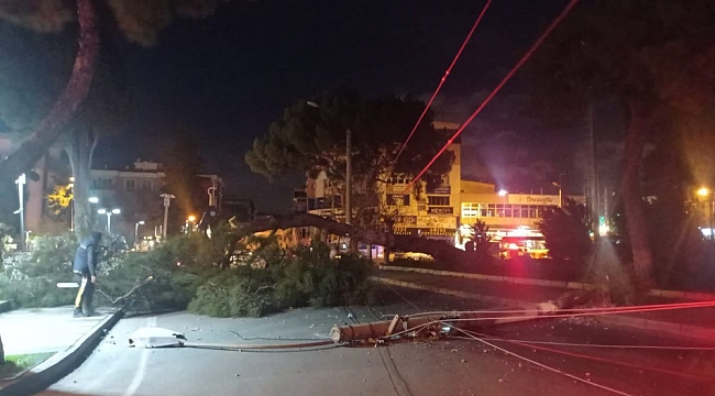 Buca'yı fırtına vurdu!