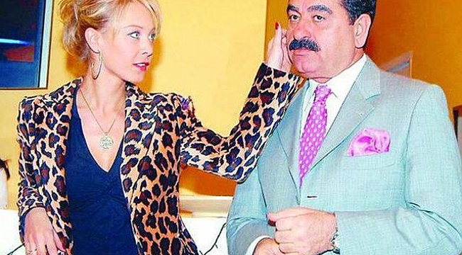 Derin yırtmaçlı eteğiyle göz kamaştırdı