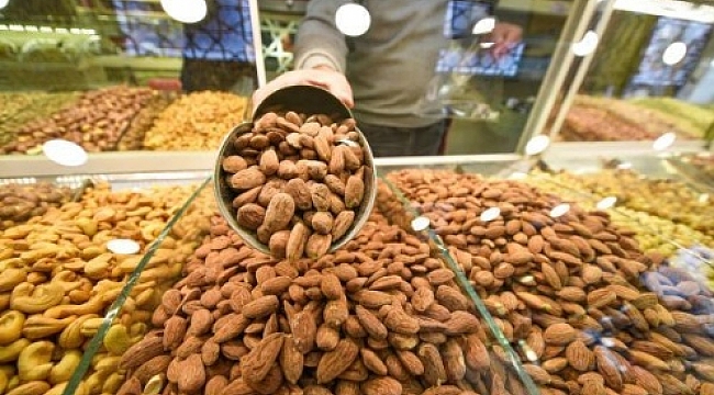 Evde yılbaşı geçirmenin maliyeti 400 liraya çıktı