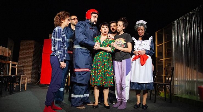 İzmir Şehir Tiyatroları, ikinci oyunu &quot;Tavşan Tavşanoğlu&quot; ile seyirciyle buluşuyor