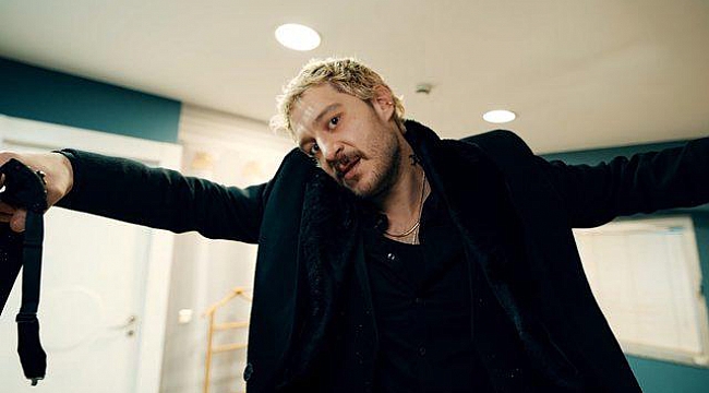 Kartal ve Bahar&#039;ın düğününde Tarık Mengüç sürprizi