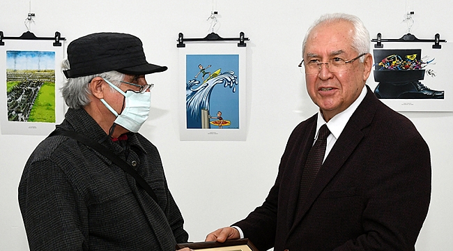 Nasreddin Hoca Yarışması'nın karikatürleri Karabağlar'da