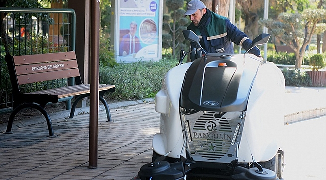 Bornova’nın sembol alanlarına özel temizlik