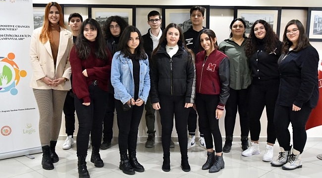 Bornovalı gençler Avrupa yolcusu