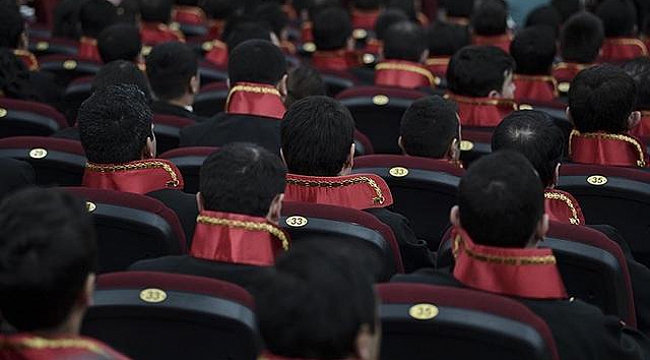 Hakim ve savcıların görevde yükselme kararları Resmi Gazete'de yayımlandı