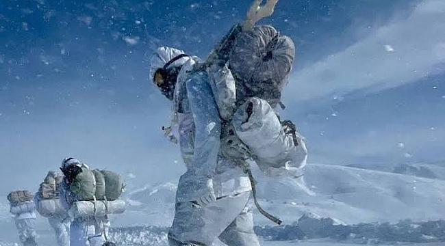 MSB, Mehmetçik'in karlı zirvelerde fotoğraflarını paylaştı